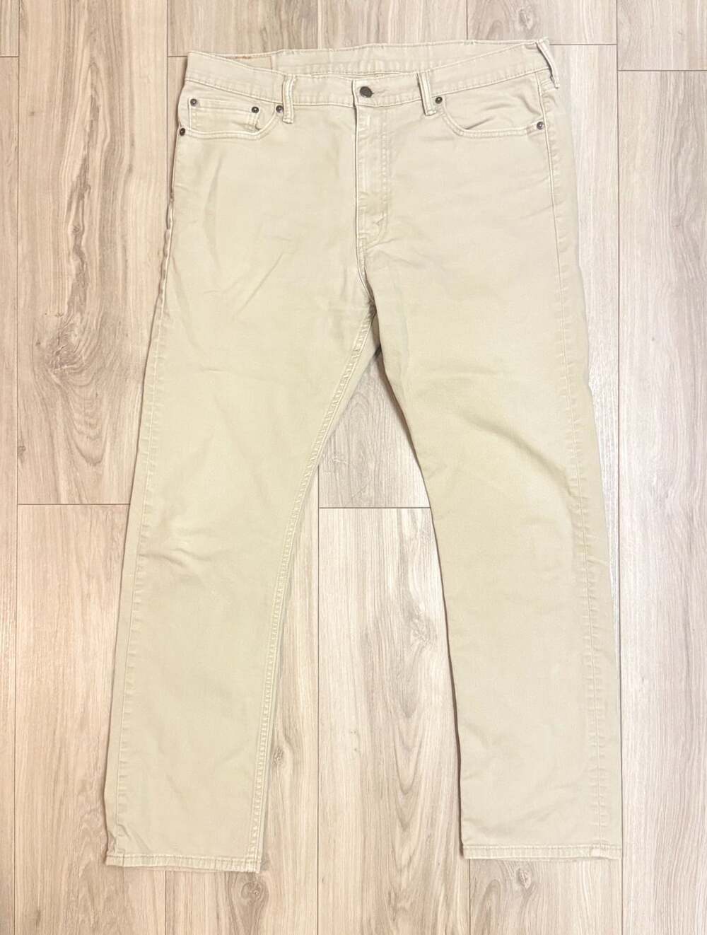 Levi's 513 Slim Straight Fit Men's Beige Khaki Jeans Size 38x32